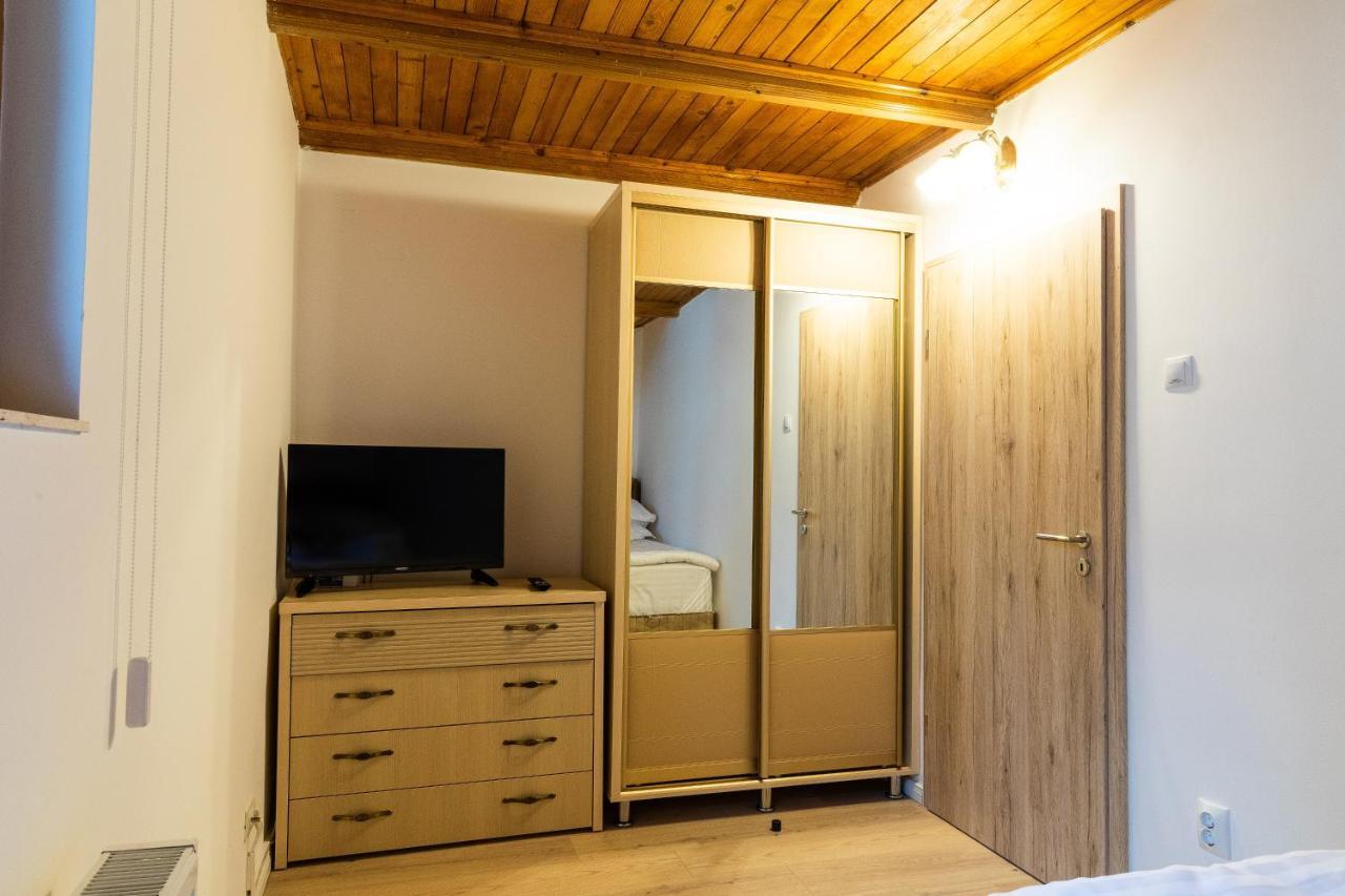 Montana Residence ポイアナ・ブラショフ エクステリア 写真