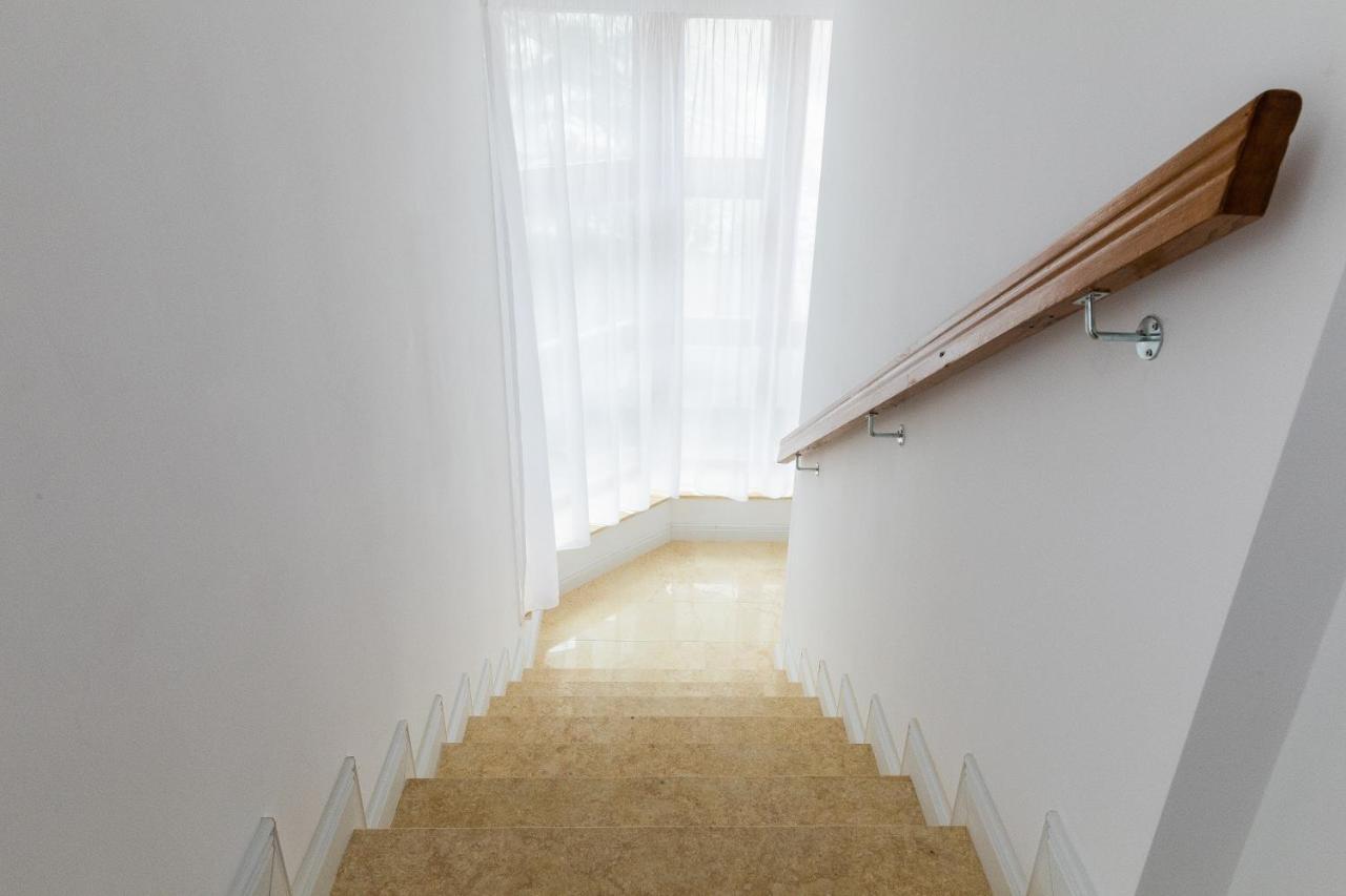 Montana Residence ポイアナ・ブラショフ エクステリア 写真