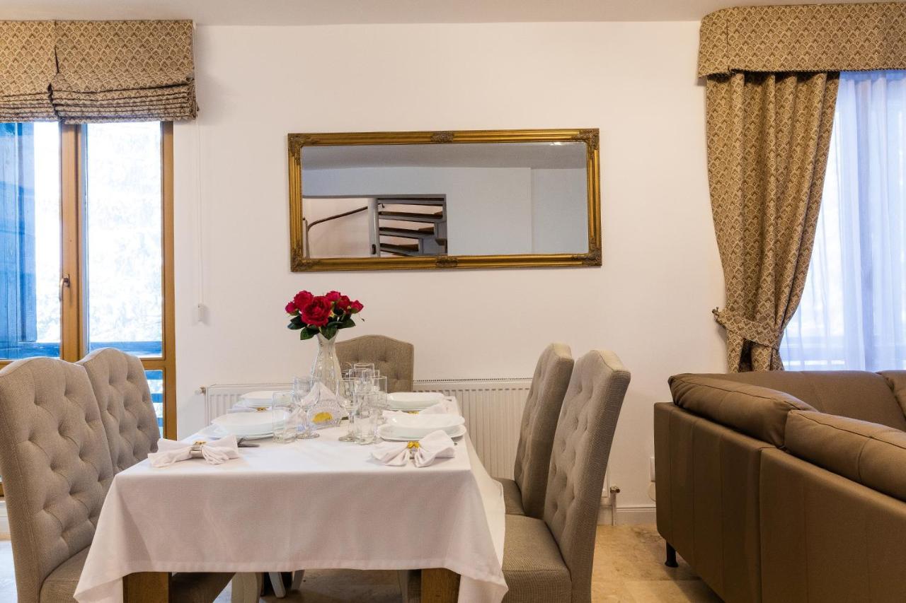 Montana Residence ポイアナ・ブラショフ エクステリア 写真